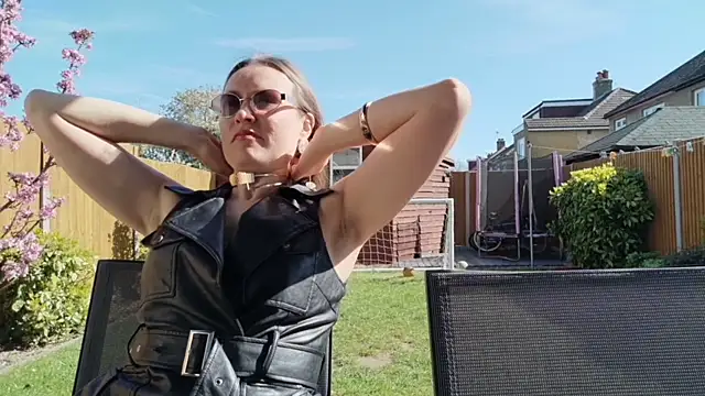 Snapshot of eatmypie69 chatting on 04/14/26, 09:26 eatmypie69 online show from 04/14/26, 09:26