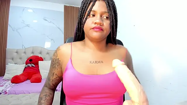 ZahraRose online show from 02/05/26, 08:13