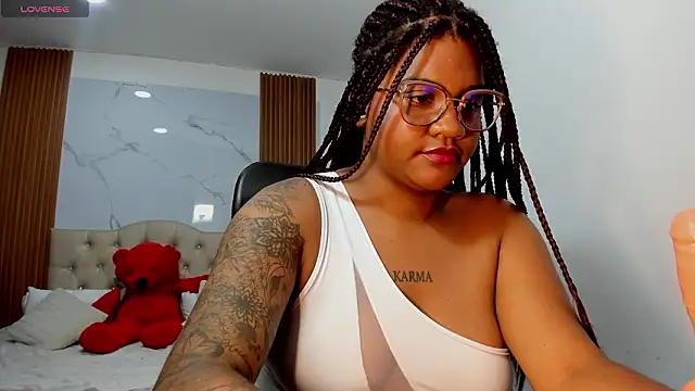 ZahraRose online show from 03/12/26, 11:44