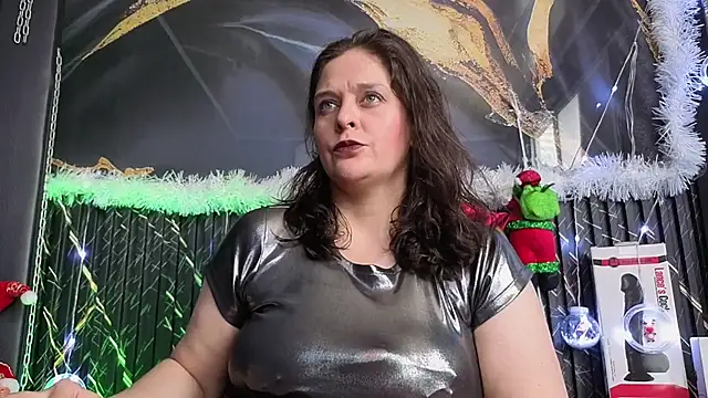 AmandaKovich online show from 12/03/25, 07:23