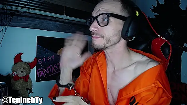 teninchty online show from 10/19/25, 04:13