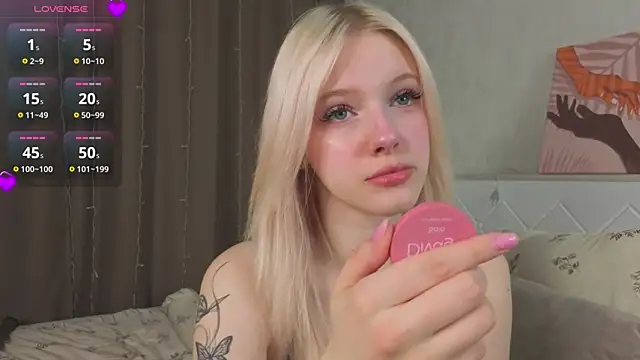 EdlaHewell online show from 02/17/26, 01:35