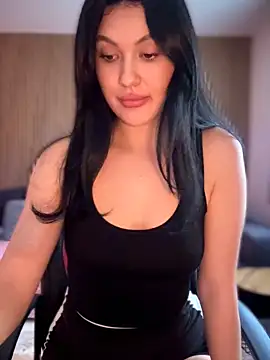 YoungHotMilf97 online show from 02/09/26, 08:40