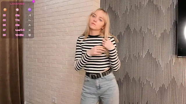 Snapshot of DaisyBelding chatting on 02/19/25, 04:33 DaisyBelding online show from 02/19/25, 04:33