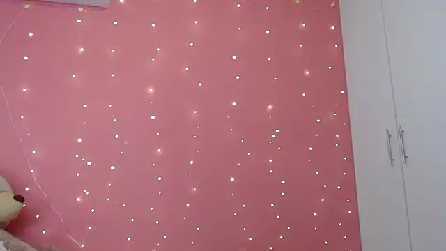 Snapshot of morahaze chatting on 01/22/25, 01:42 morahaze online show from 01/22/25, 01:42