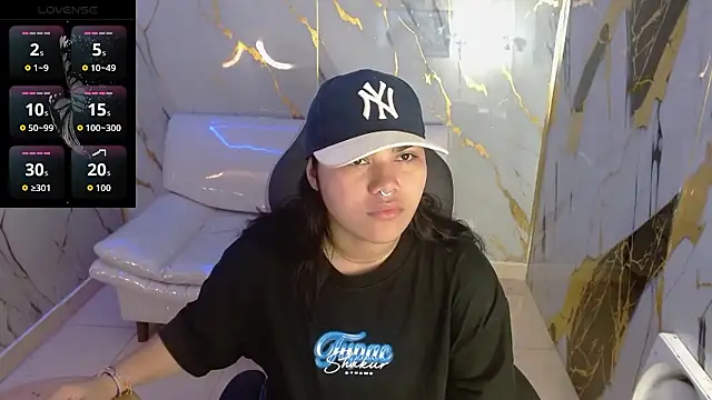 Snapshot of melany_rouse18 chatting on 01/16/26, 01:04 melany rouse18 online show from 01/16/26, 01:04