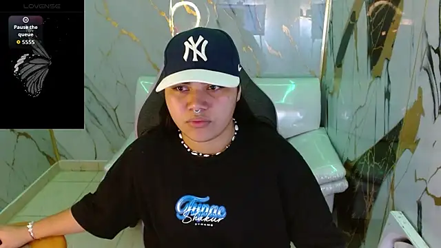 Snapshot of melany_rouse18 chatting on 03/29/26, 03:34 melany rouse18 online show from 03/29/26, 03:34