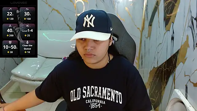 Snapshot of melany_rouse18 chatting on 03/31/26, 04:57 melany rouse18 online show from 03/31/26, 04:57