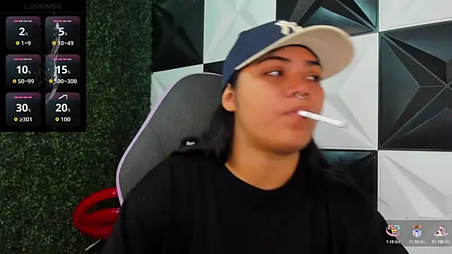 Snapshot of melany_rouse18 chatting on 04/02/26, 01:14 melany rouse18 online show from 04/02/26, 01:14