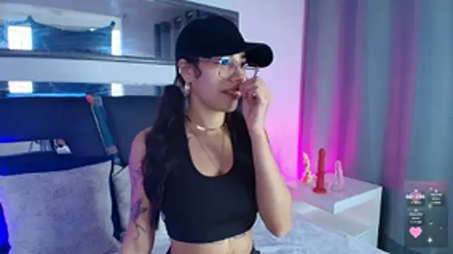 daenerysar5 online show from 10/11/25, 01:20