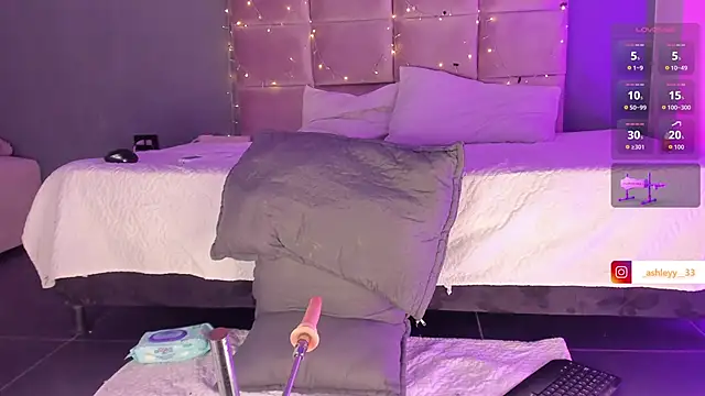  Ashley 33 online show from 12/02/25, 08:15