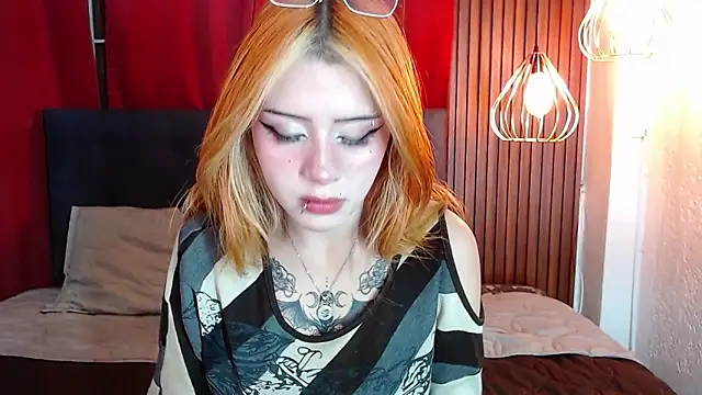 Snapshot of fyreandfox_ chatting on 03/20/26, 07:41 fyreandfox online show from 03/20/26, 07:41