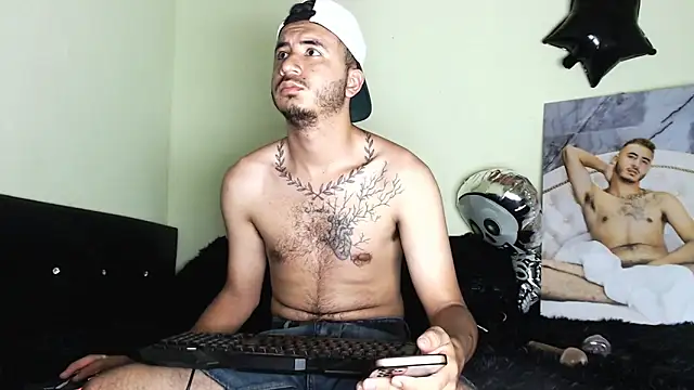 AdamParker  online show from 11/04/25, 12:10