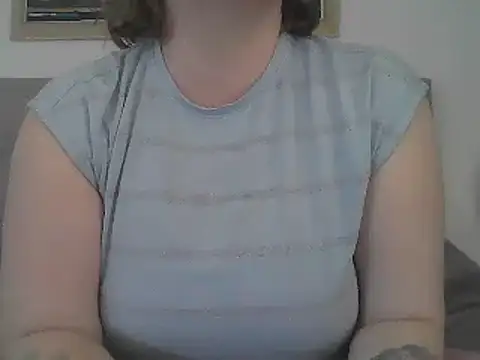 Snapshot of sizha6 chatting on 03/20/25, 01:04 sizha6 online show from 03/20/25, 01:04