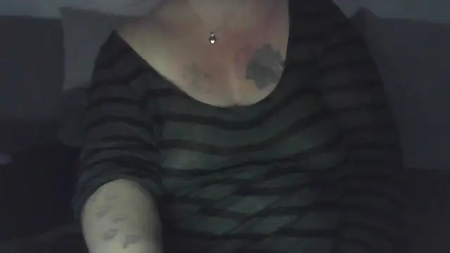 Snapshot of sizha6 chatting on 10/08/25, 10:40 sizha6 online show from 10/08/25, 10:40