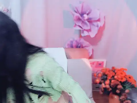 adelamiller online show from 12/22/25, 01:13