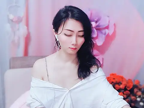 adelamiller online show from 12/23/25, 01:47