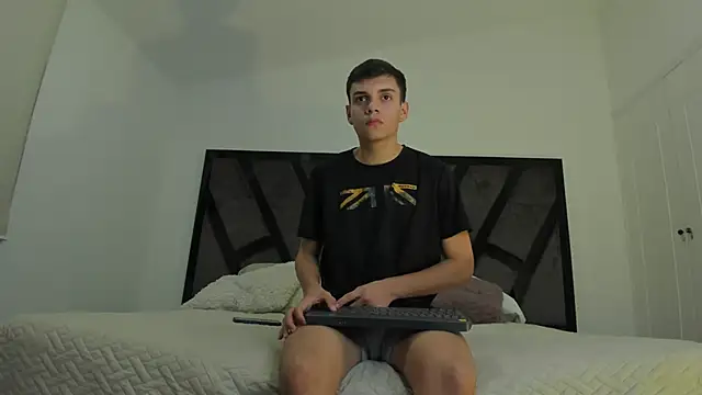 JacobRoberts1 online show from 02/24/25, 04:27