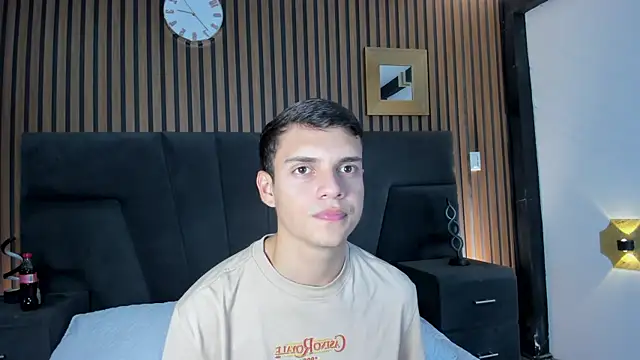 JacobRoberts1 online show from 09/21/25, 08:32