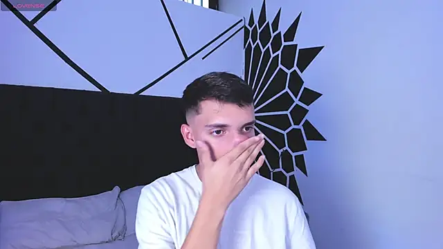 JacobRoberts1 online show from 09/24/25, 08:12