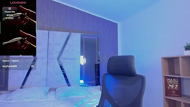 JacobRoberts1 online show from 10/07/25, 08:17