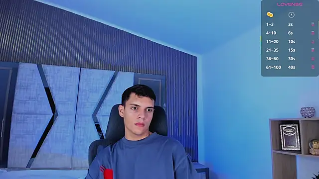 JacobRoberts1 online show from 10/19/25, 08:20