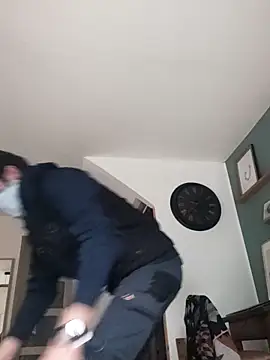 Snapshot of stfbi chatting on 02/20/25, 03:41 stfbi online show from 02/20/25, 03:41