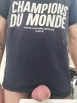 Snapshot of stfbi chatting on 02/22/25, 10:31 stfbi online show from 02/22/25, 10:31