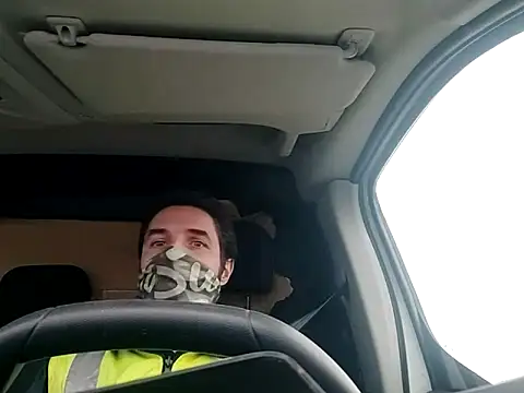 Snapshot of stfbi chatting on 02/25/25, 02:54 stfbi online show from 02/25/25, 02:54