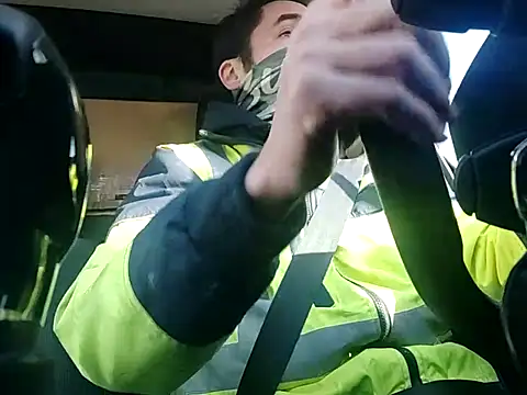 Snapshot of stfbi chatting on 02/26/25, 08:04 stfbi online show from 02/26/25, 08:04