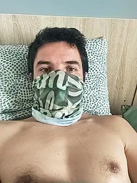 Snapshot of stfbi chatting on 02/27/25, 03:37 stfbi online show from 02/27/25, 03:37