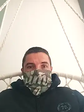 Snapshot of stfbi chatting on 03/14/25, 03:47 stfbi online show from 03/14/25, 03:47