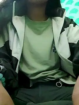 Snapshot of Aaradhna-hoy chatting on 03/06/25, 04:30 Aaradhna-hoy online show from 03/06/25, 04:30