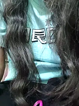 Snapshot of Aaradhna-hoy chatting on 03/23/25, 04:05 Aaradhna-hoy online show from 03/23/25, 04:05