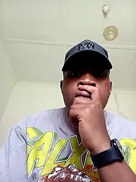 Snapshot of bosszonke123 chatting on 02/23/25, 01:53 bosszonke123 online show from 02/23/25, 01:53