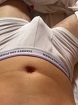 tiago499 online show from 02/25/25, 01:28