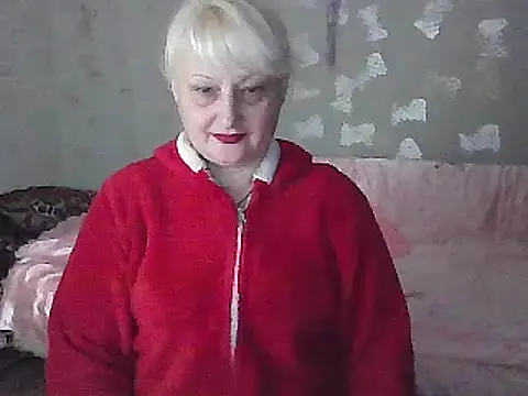 Snapshot of NikolinaBounty chatting on 02/17/25, 09:52 NikolinaBounty online show from 02/17/25, 09:52