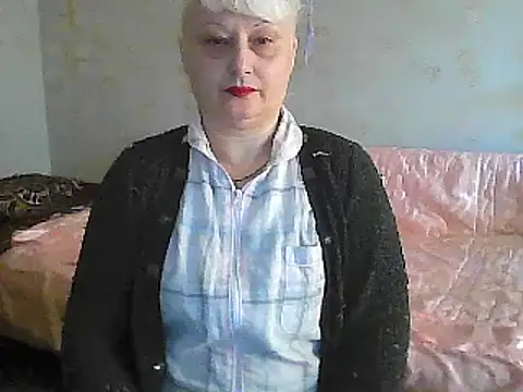 Snapshot of NikolinaBounty chatting on 02/19/25, 12:00 NikolinaBounty online show from 02/19/25, 12:00