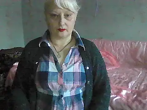 Snapshot of NikolinaBounty chatting on 02/21/25, 02:59 NikolinaBounty online show from 02/21/25, 02:59