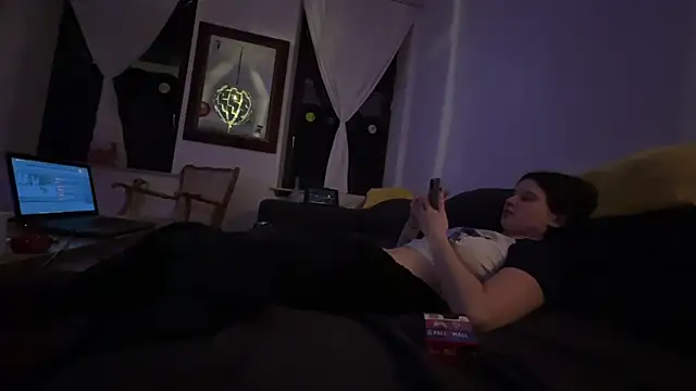 Snapshot of FckM3Hard chatting on 10/14/25, 07:14 FckM3Hard online show from 10/14/25, 07:14