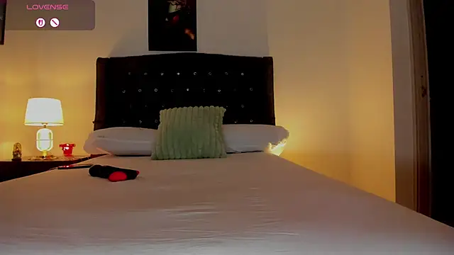 Snapshot of Skay_Hot chatting on 10/01/25, 06:36 Skay Hot online show from 10/01/25, 06:36