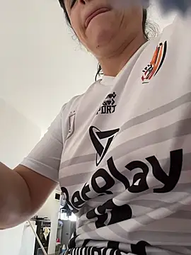 Skay Hot online show from 11/13/25, 04:39