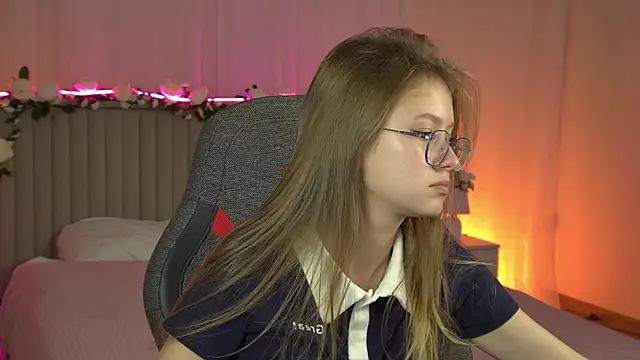 EveMundie online show from 10/02/25, 10:11