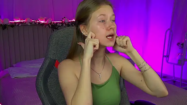 EveMundie online show from 11/27/25, 12:51