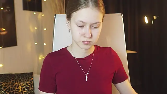 EveMundie online show from 04/10/26, 07:13