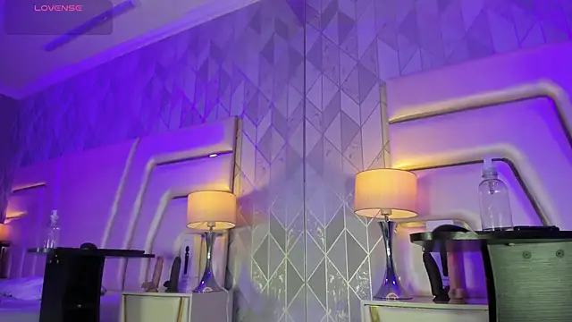 AnahisBennett online show from 01/10/26, 04:03