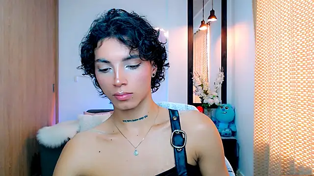 nilam valker online show from 03/15/25, 05:37