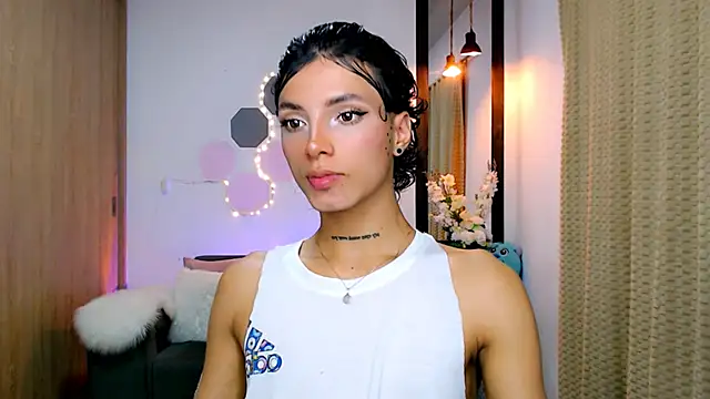 nilam valker online show from 03/19/25, 11:47