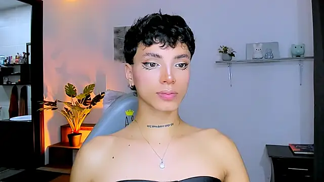 nilam valker online show from 10/18/25, 09:59