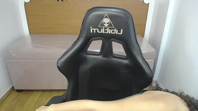 danatella a online show from 09/23/25, 01:03